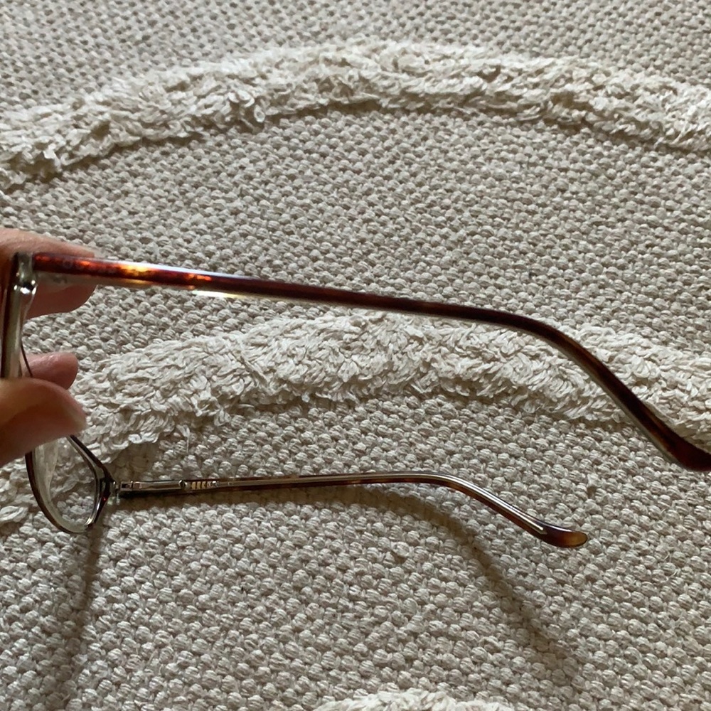 ๐ GUESS ๐ Glasses - Picture 4 of 10